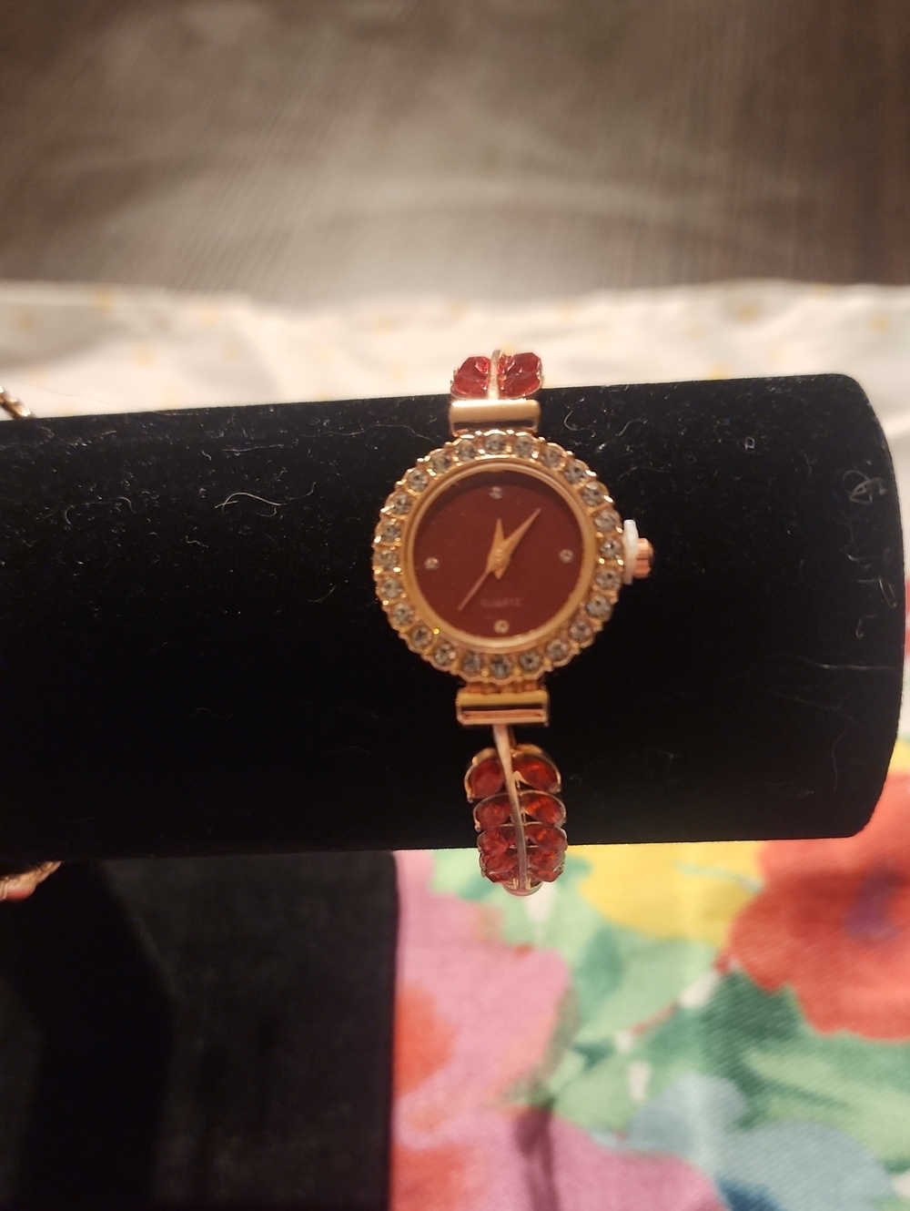 Elegant Red Crystal Accent Women's Watch - Gold Tone